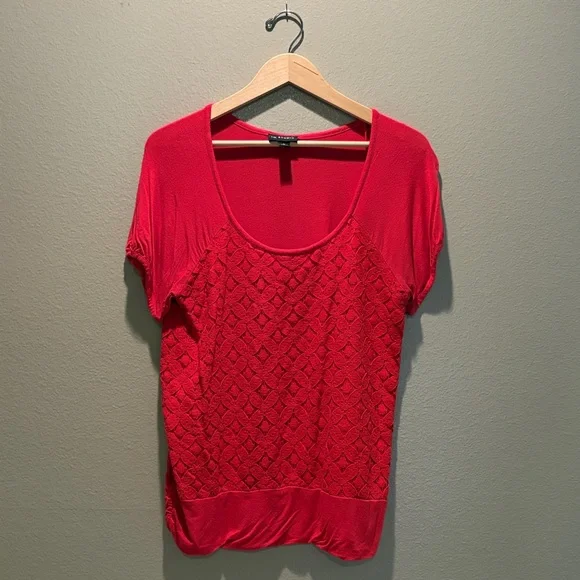 I.N. Studio Women's Red Scoop Neck Textured Top Blouse Size Large EUC Casual - Picture 7 of 10